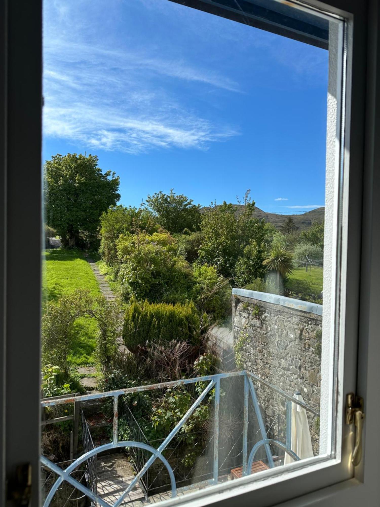 Eldon'S Bed & Breakfast Roundstone Exterior foto